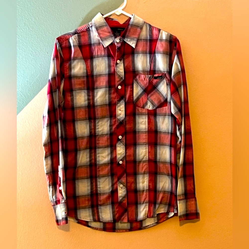 Ambiguous men’s L/S casual button up
